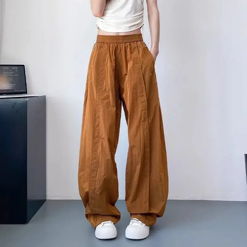 سراويل رياضية غير رسمية جديدة لصيف 2024 سريعة الجفاف ، فضفاضة وتنحيف ، سراويل بطول الأرض ، خصر عالي ، سراويل واسعة الساق للنساء