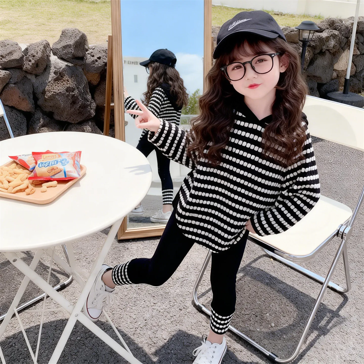 Girls Set Spring 2026 New Baby Fashion Korean Edition Casual Hooded Checkered Hoodie Pants Two Piece Set
