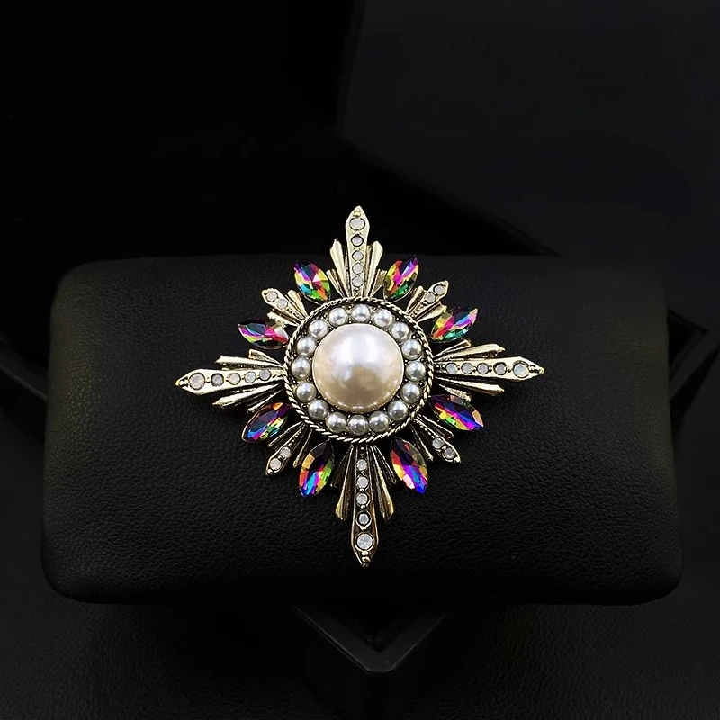 

1683 Vintage Chic Antique Cross Brooch Exquisite High-End Corsage for Women Suit Neckline Pins Clothes Accessories Pearl Jewelry