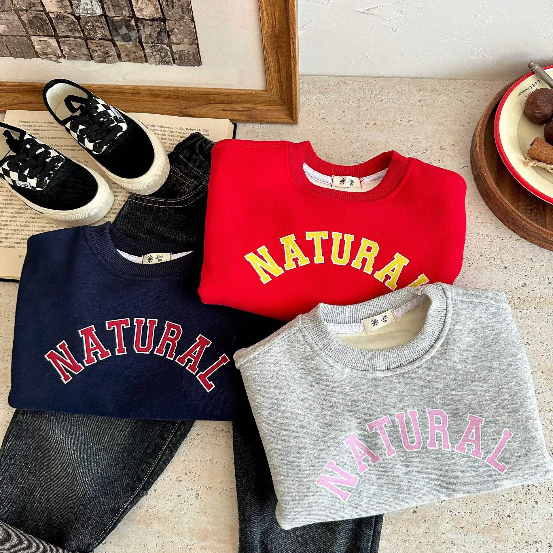 

2025 Winter New Children Fleece Sweatshirt Cotton Baby Boys Girls Letter Print Pullover Kids Plus Velvet Thick Warm Sweatshirts