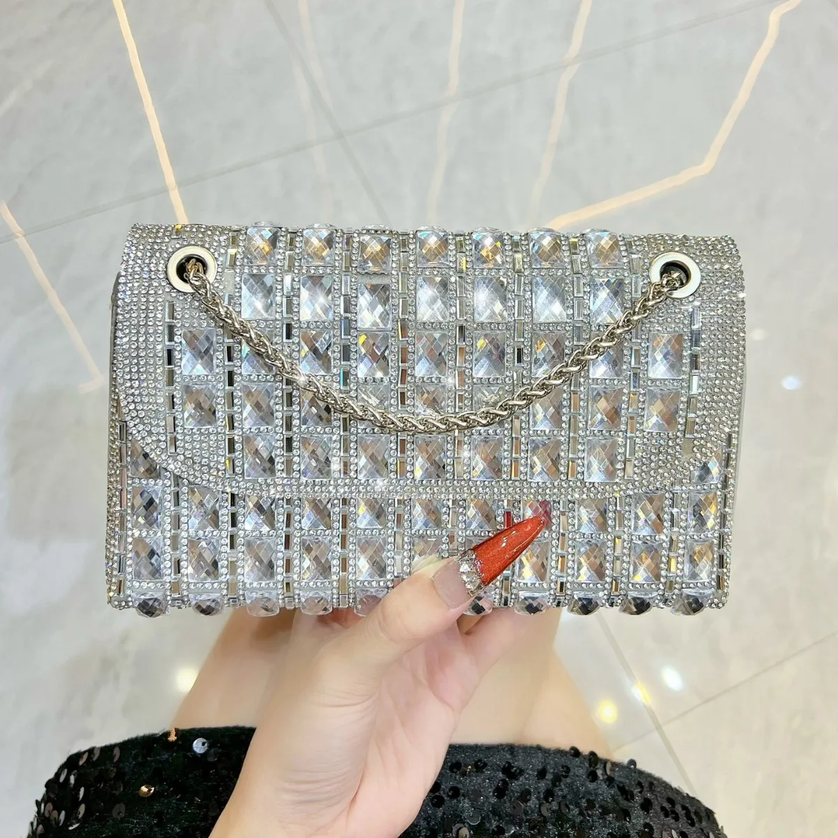 

2025 New Elegant Evening Bags For Women Luxury Chain Shoulder Crossbody Bags Ladies Party Wedding Clutch Purse Handbags