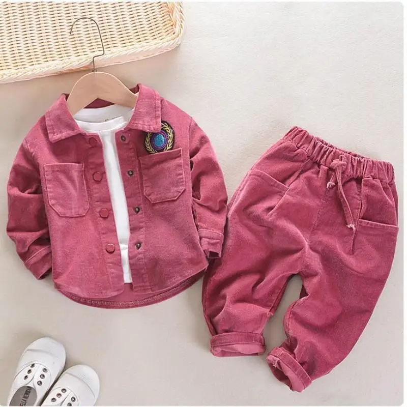 Kinder-Set 2026 Neue Frühjahr-Herbst-Kollektion Jungen Mädchen Koreanische Edition Modisches Cord-Poloshirt in Unifarbe + Hose Sport-Set 0-4 Jahre – Detail 3