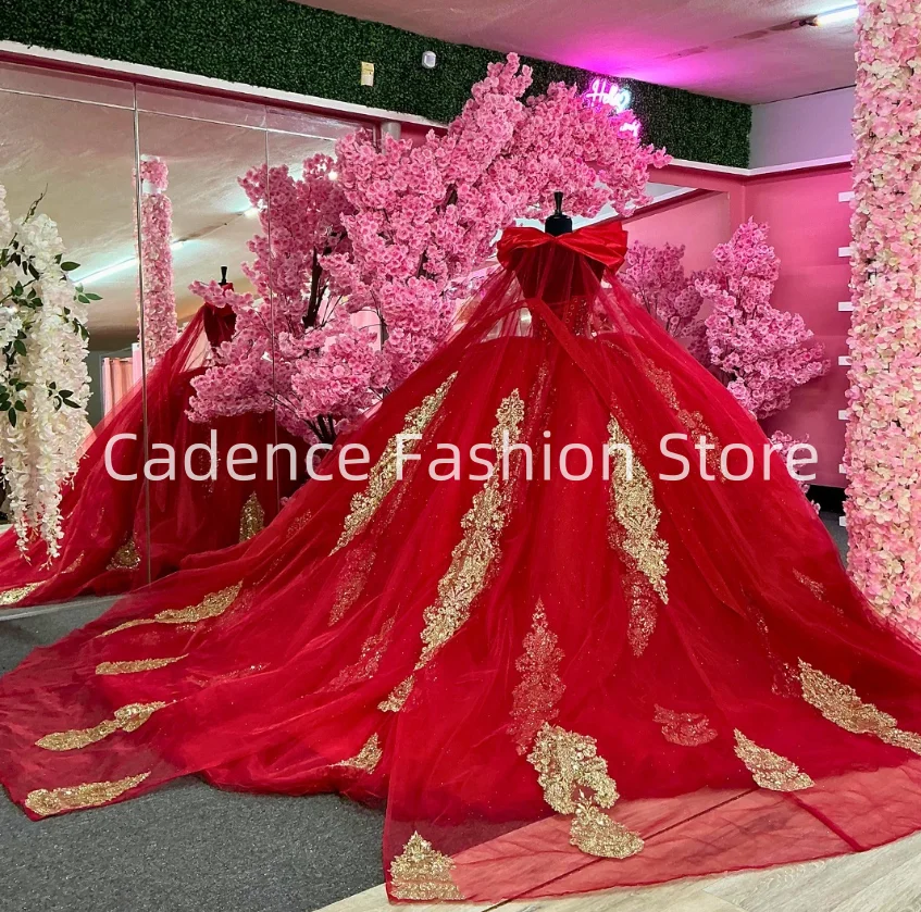 Robes de Rhcorset de princesse rouge personnalisées, appliques de perles dorées, robe de Quinceanera, fête du 15e anniversaire, luxe