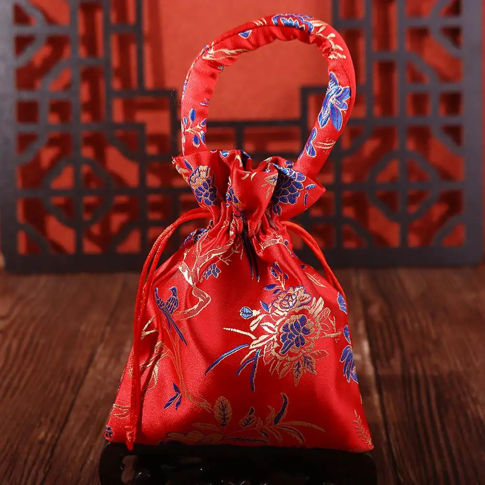 

Red Drawstring Chinese Knot Wedding Brocade With Tassels Candy Bag Handle Bag Wedding-favor Gift Package Bag