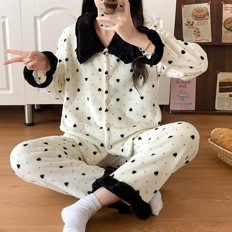 

Women's Pajama Set Comfortable Sleepwear Loungewear Homeclothes Girl Winter Long Sleeved Coral Fleece Flannel Thicken Nightgown