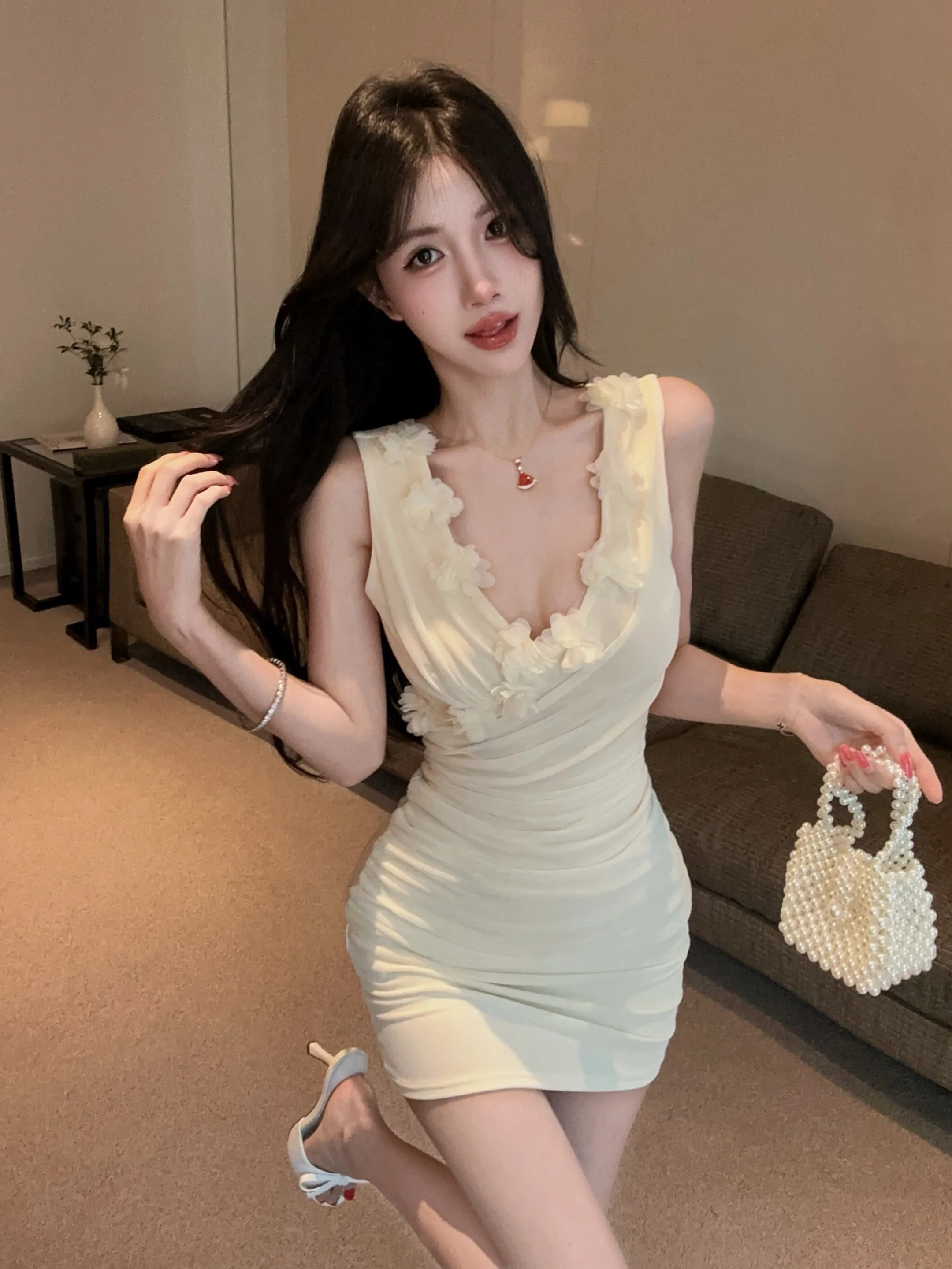 Pure Desire Sexy V-neck Dress Slimming Bodycon Short Skirt Sleeveless 3D Flower Pattern High Waist Summer Casual Women's Dress