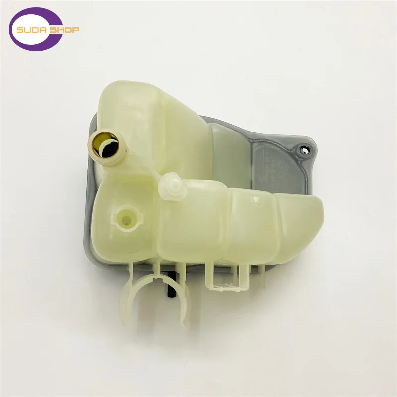 2035000049 Radiator Coolant Overflow Tank for Mercedes Benz C320 C230 C240 C280 W203 CLK320 CLK350 CLK500A2035000049 2105010615