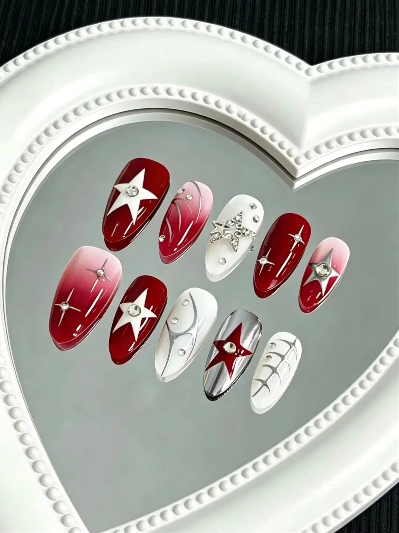 10-Piece Set of Y2K Red and Silver Star Press-On Nails, Almond-Shaped Blush Gradient Rhinestone Cool Girl Reusable Fake Nails