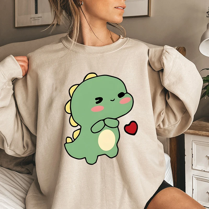 

Women's Sweatshirts Cute Dinosaur Heart Print Crew Neck Sweatshirt Fashion Graphic Cool Soft Ladies Casual Oversized Pullovers