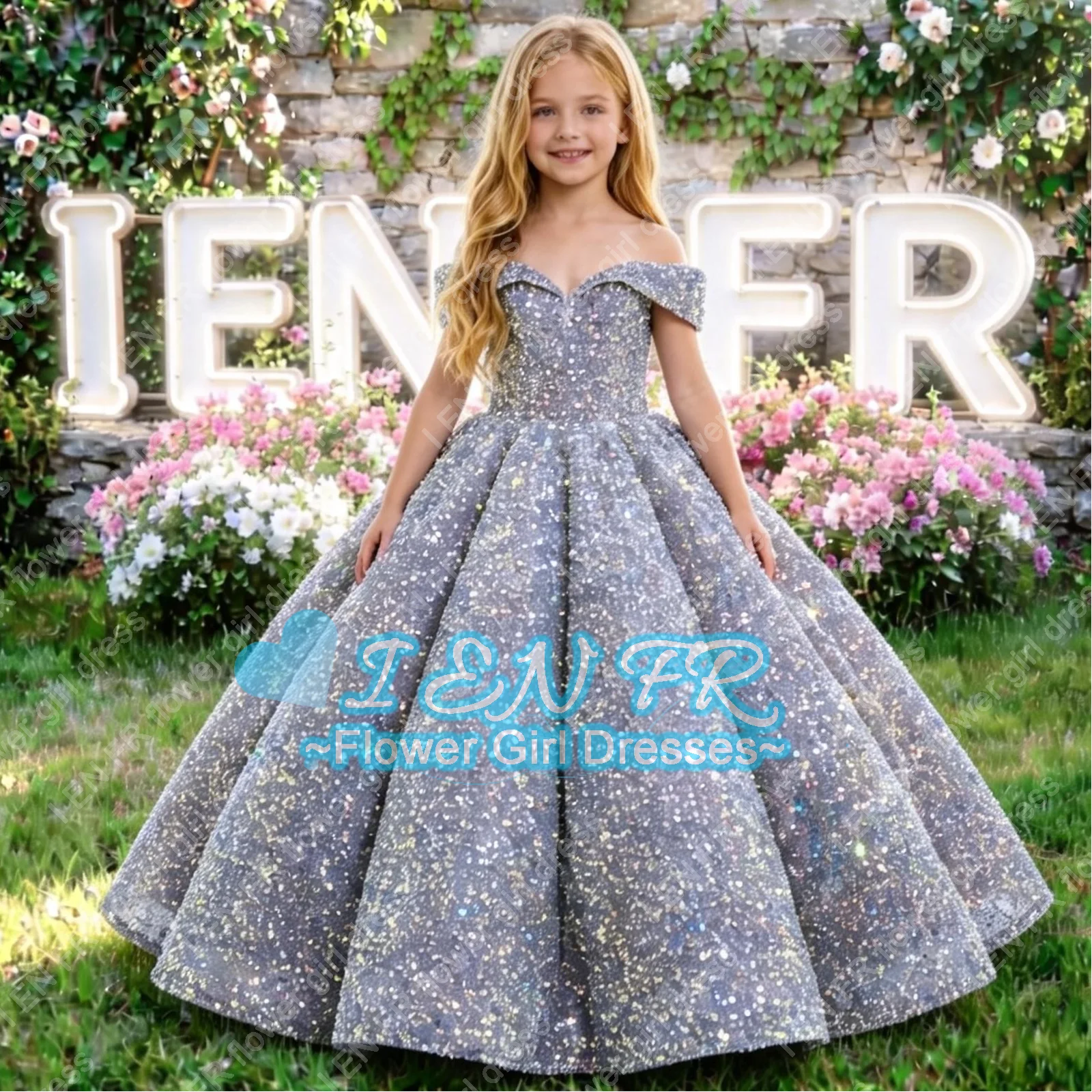 

Customized Flower Girl Dress Velvet Silver A-Line Dress with Sequin Decoration for Birthday Party Wedding Bridesmaid Flower Girl
