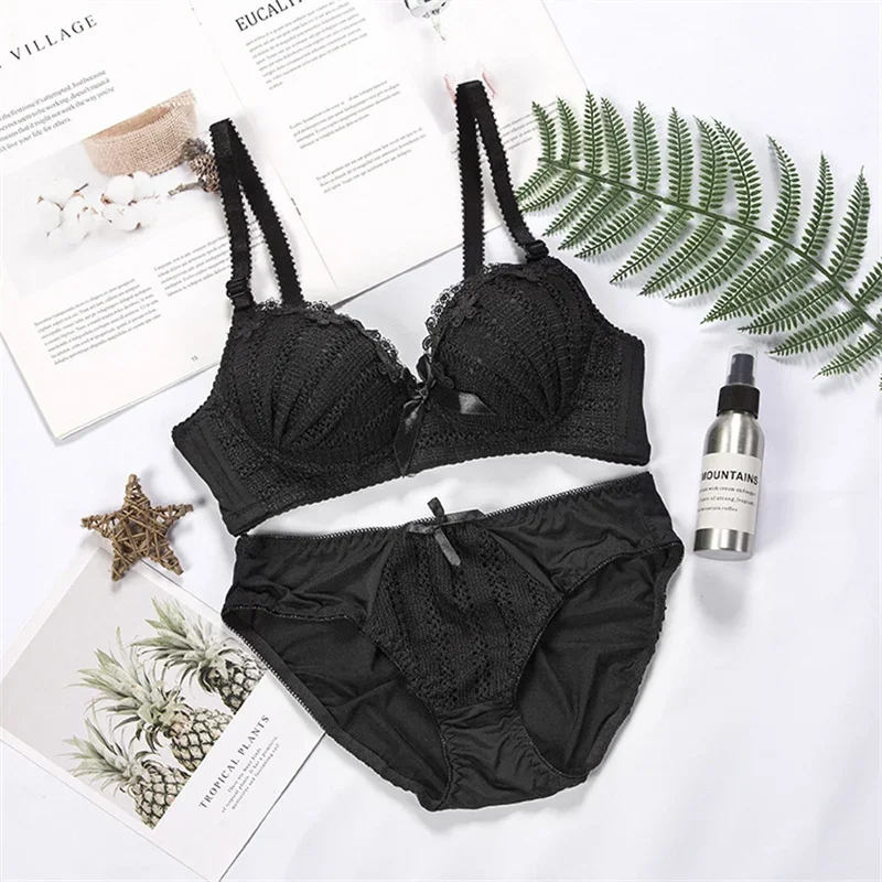 귀여운 브래지어와 팬티 세트 그린 블랙 란제리 귀여운 일본 패션 브래지어 & 팬티 세트 와이어 무료 소프트 3/4 컵 레이디 속옷 세트
