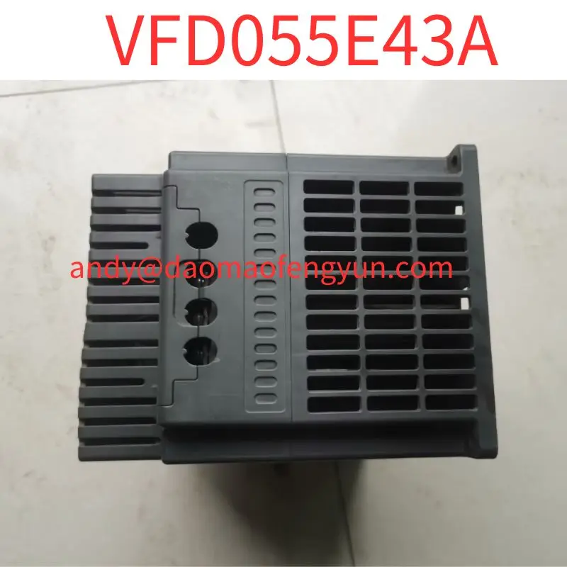 Second-hand test OK VFD055E43A  5.5KW  380V