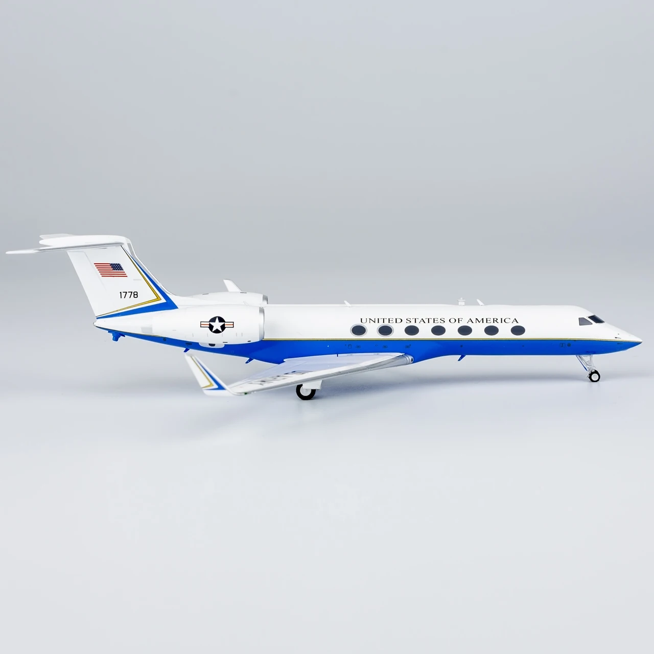 75027 Alloy Collectible Plane Gift NG Model 1:200 US Air Force Gulfstream(C-37B) G550 Diecast Aircraft Jet Model 09-1778