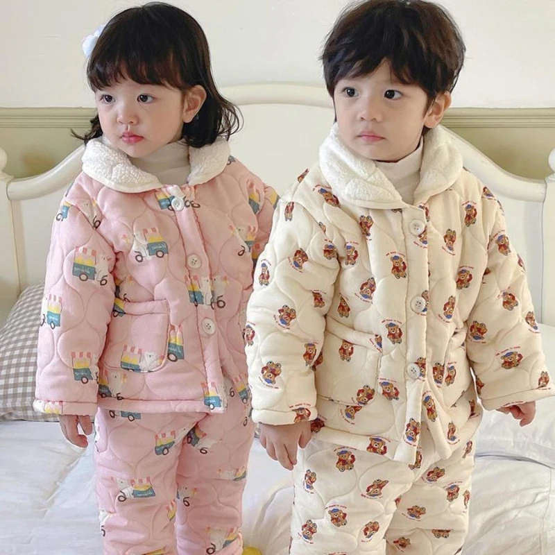 

Kids 3-Layer Quilted Pajama Set, Korean Style Plush Loungewear for Boys & Girls Winter Warm Sleepwear