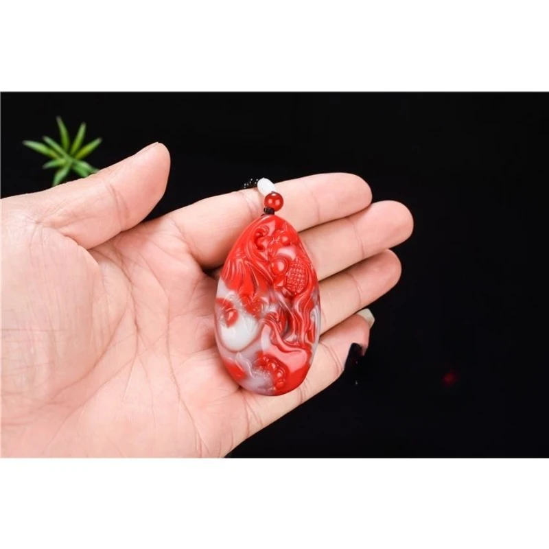 Colorful golden silk jade, year after year, there are more than fish pendants, year after year, there are more