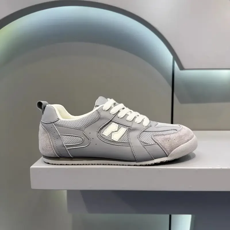 2027 Spring Autumn Fashion Hot Selling Footwear New Men Retro Gump Shoes Mesh Breathable Soft Sole Casual White Sneakers