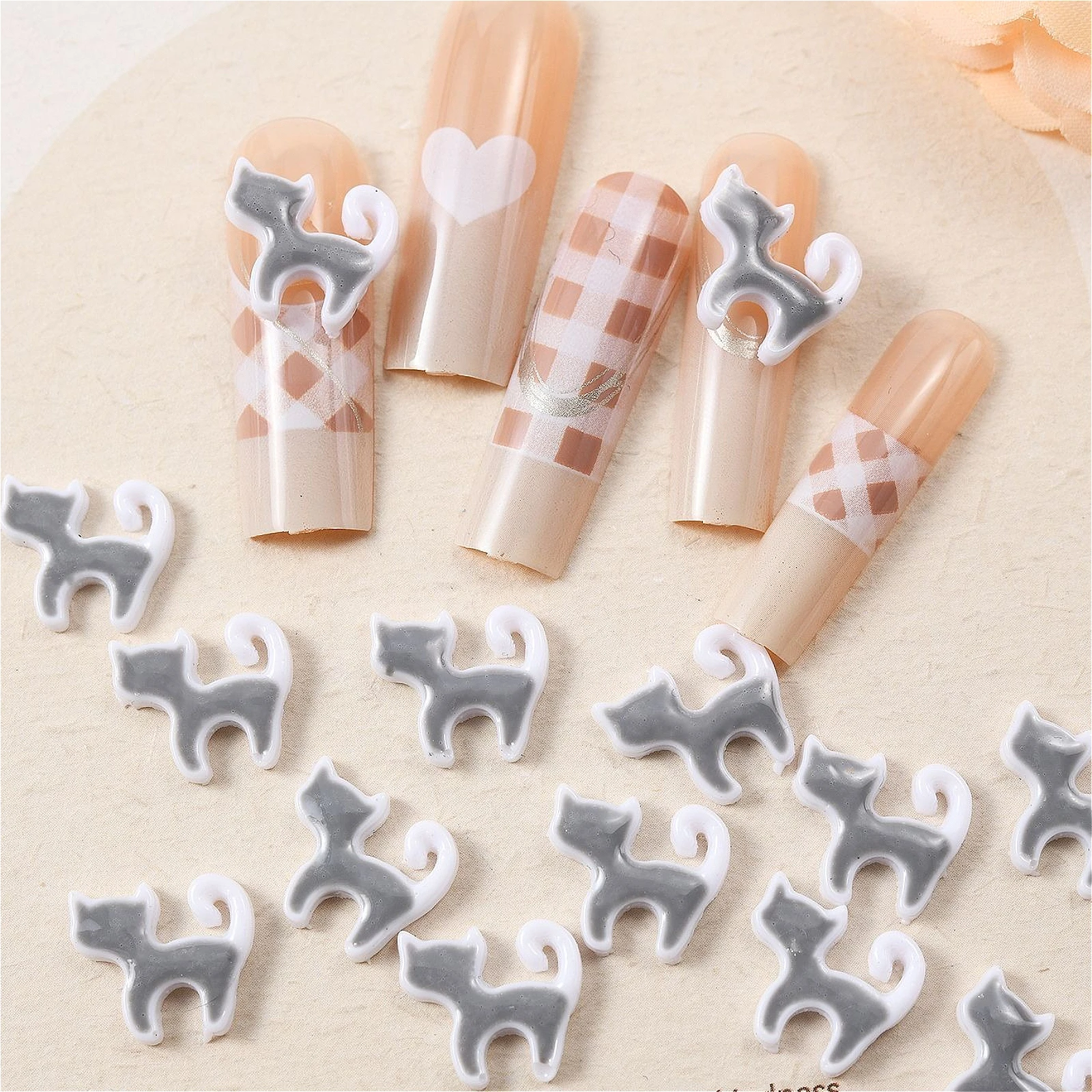 

50pcs Resin Cat Manicure Accessories Cute Cartoon Resin Animal Nail Art Phone Case Hairpin Earrings Diy Decorations Accessories