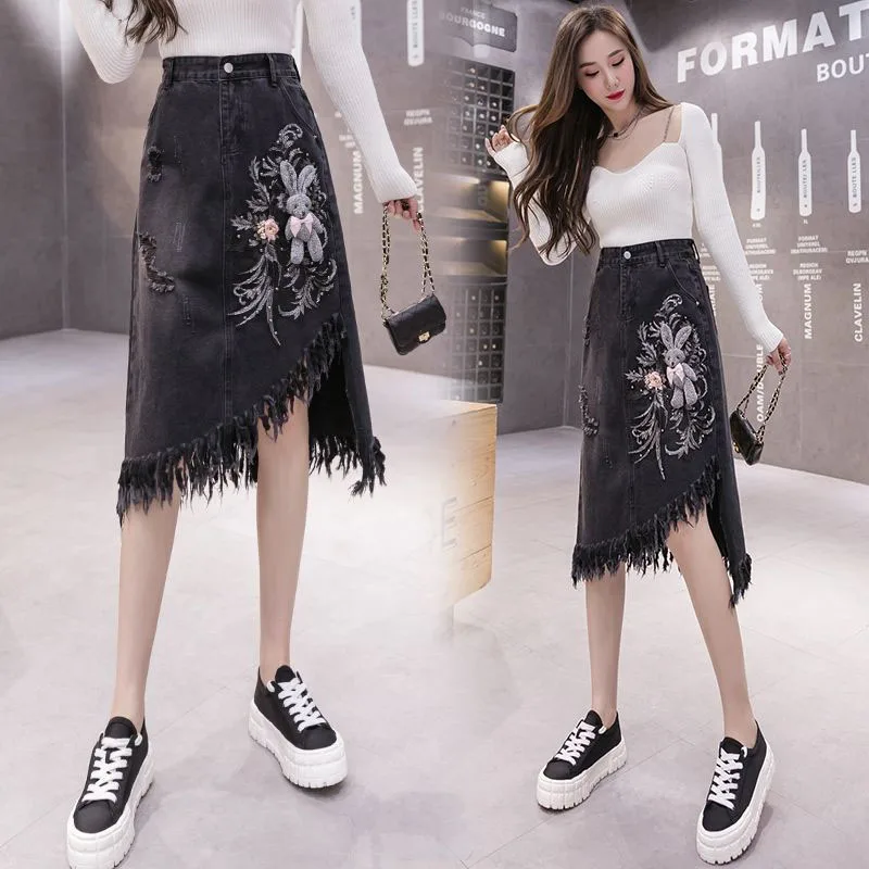 

Summer New Ladies Comfortable Fashion Denim Temperament Skirt Flower Bear Doll Black A Long Irregular Female Button Pocket Skirt