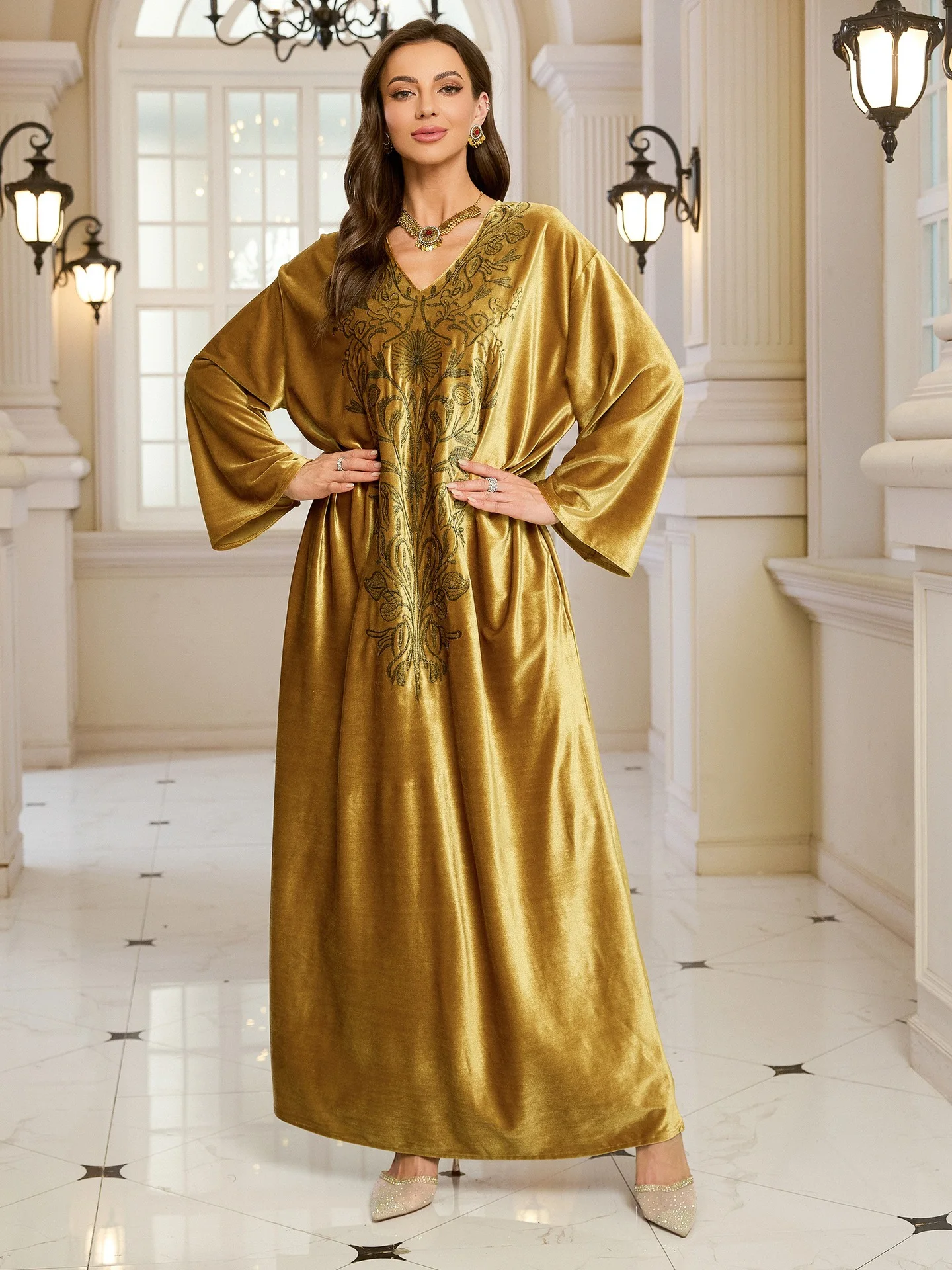 Abito maxi caftano ricamato alla moda per donna - Costume da bagno da spiaggia Copricostume lungo maxi abito da spiaggia per le vacanze