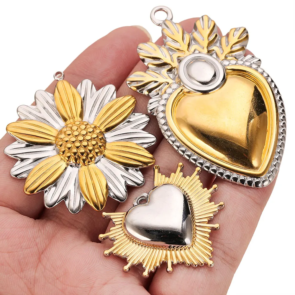 2PCS Stainless Steel Charm Two Tone Big Sacred Sun Heart Flower Daisy Pendant Connector for Necklaces Jewelry Making Accessories