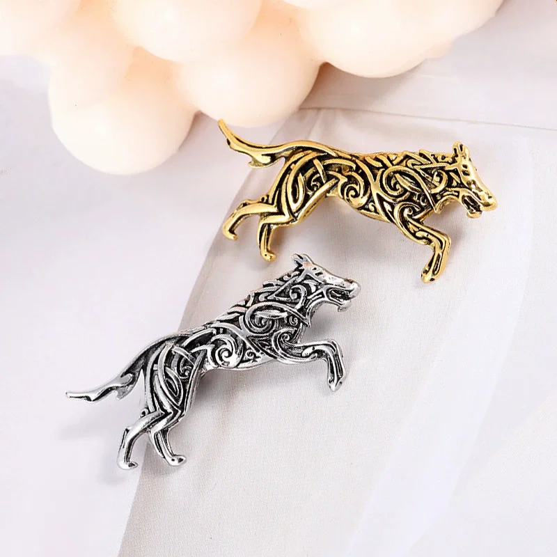 1Pc Vintage Wolf Brooch for Women Men Fashion Animal Brooches Pins Jewelry Trendy Accessories Birthday Gifts 2025