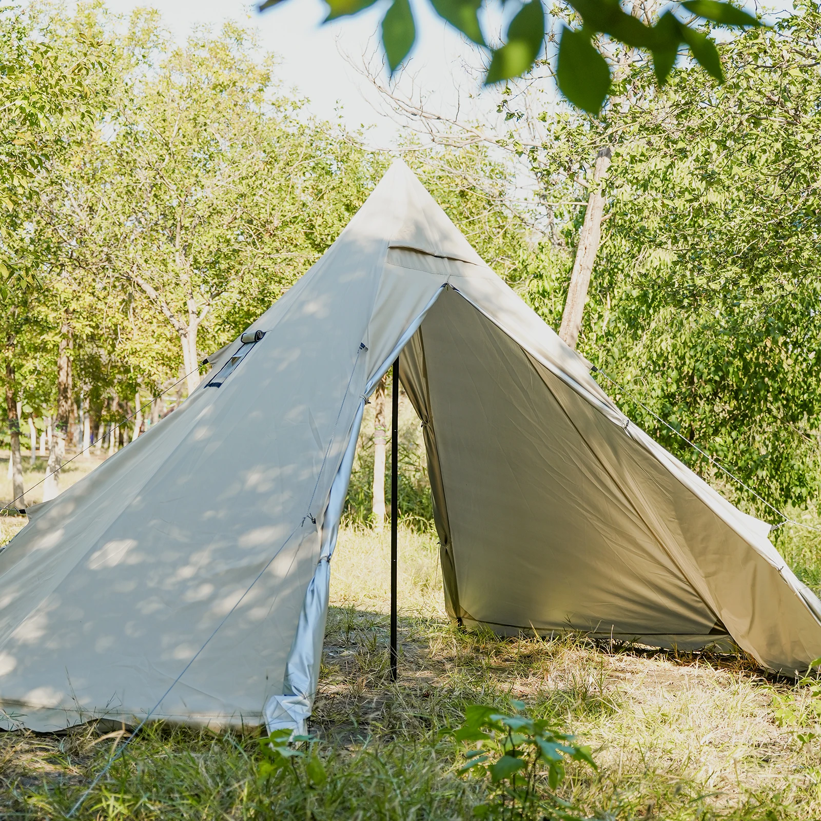 PAKICETUS Hot Tent mit Schornsteinöffnung und Schneeschutz, 5,24ft~7,21ft Stehraum, für 2-4 Personen, 4-Jahreszeiten-Rucksackzelt, Tipi-Zelt – Detail 10
