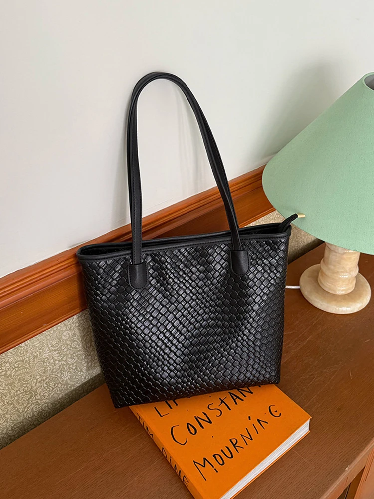 2025-nova-grande-capacidade-bolsa-de-ombro-moda-e-lazer-feminino-deslocamento-diario-bolsa-feminina-compras-axilas-saco