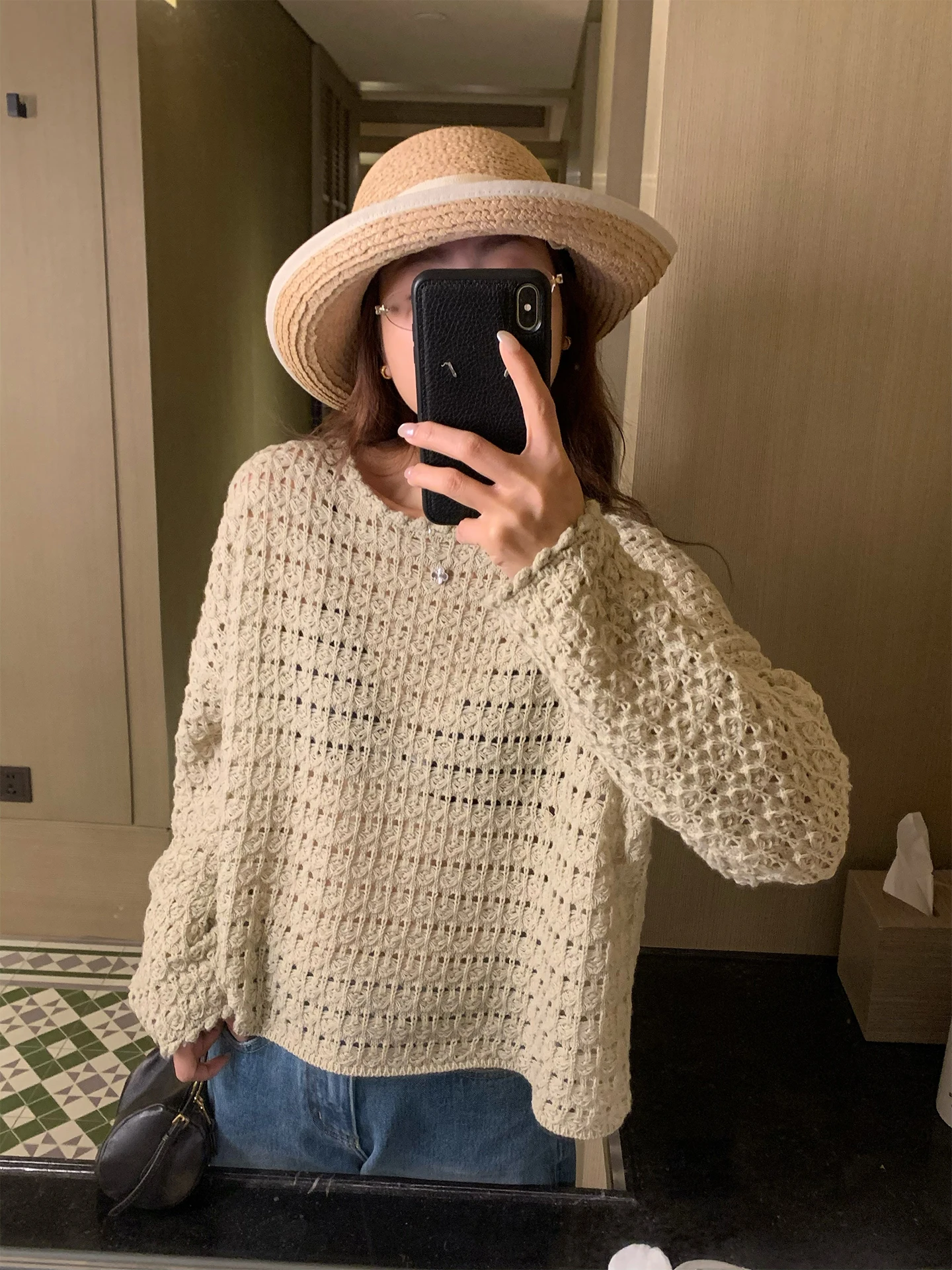 

Korean Sle Hollow out Knitted round Ne Loose Top Women's Spring New Faion Simple And Sli Hook Flower Cover up