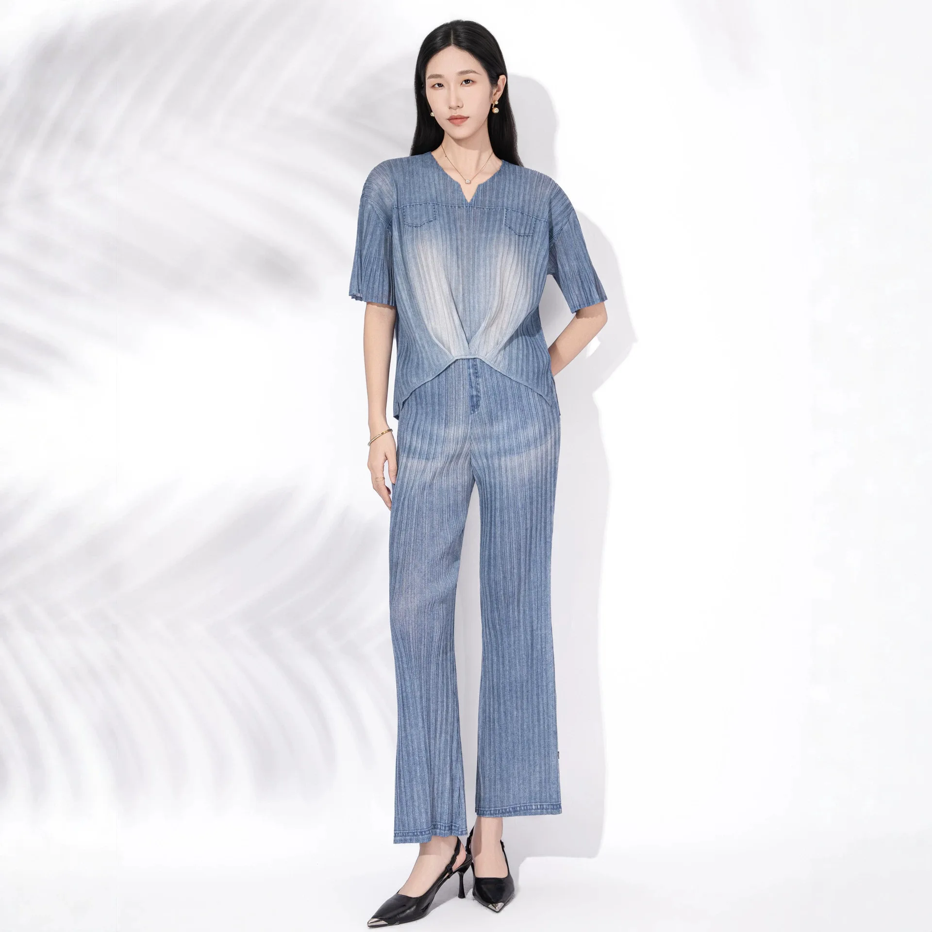 Miyake Summer Gradient Denim Printting Women's Pleated Two Pieces Set V-neck Short-sleeve Top with High-waisted Drape Pants