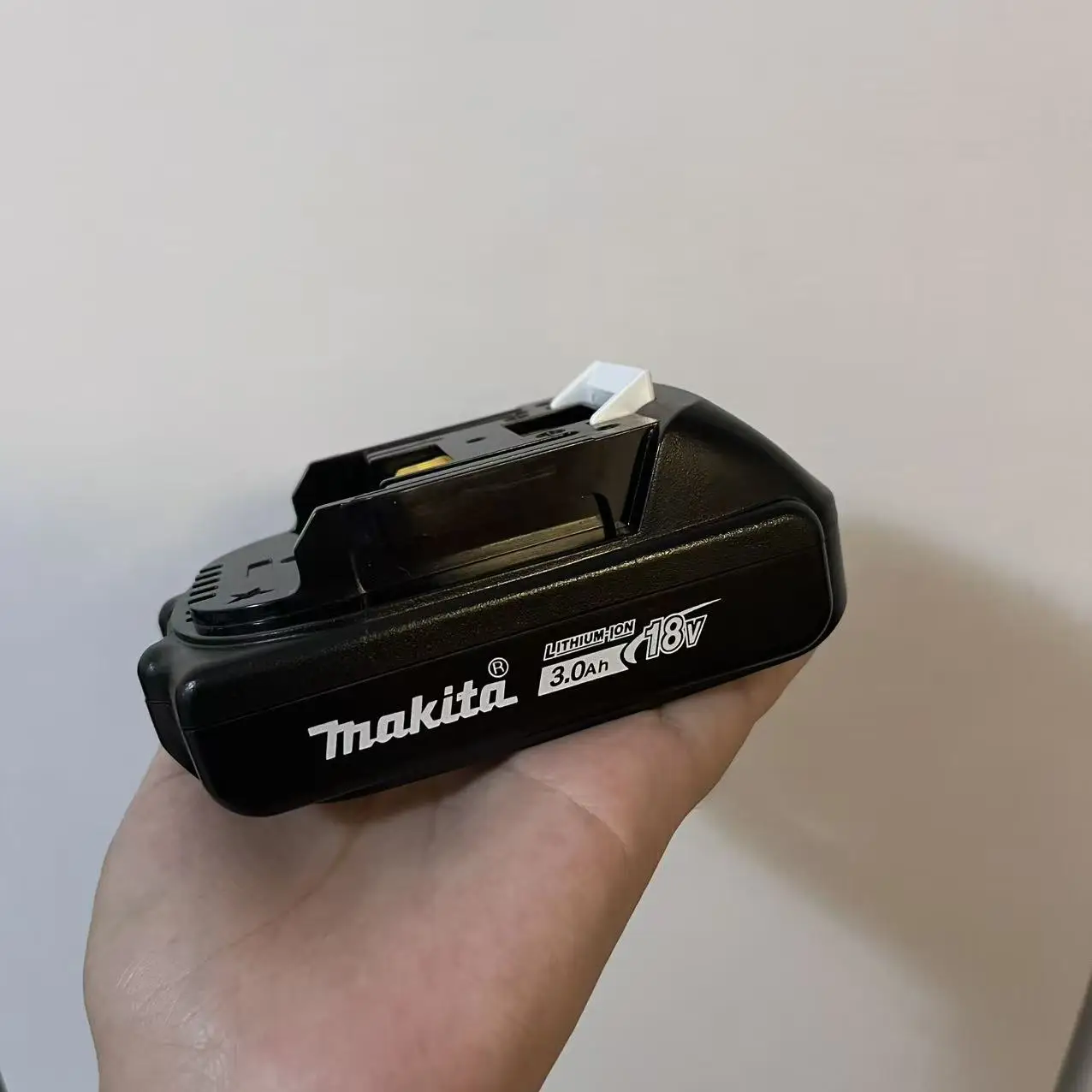 

3.0Ah-5C Makita 18V Rechargeable Battery, for Makita Tool BL1830B BL1840 BL1840B BL1850 BL1850B 18650 DTW700 18V Battery