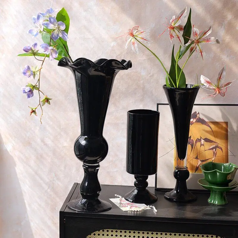 Retro Hepburn style black glazed handmade vase, high-footed bell mouth home decoration ornament