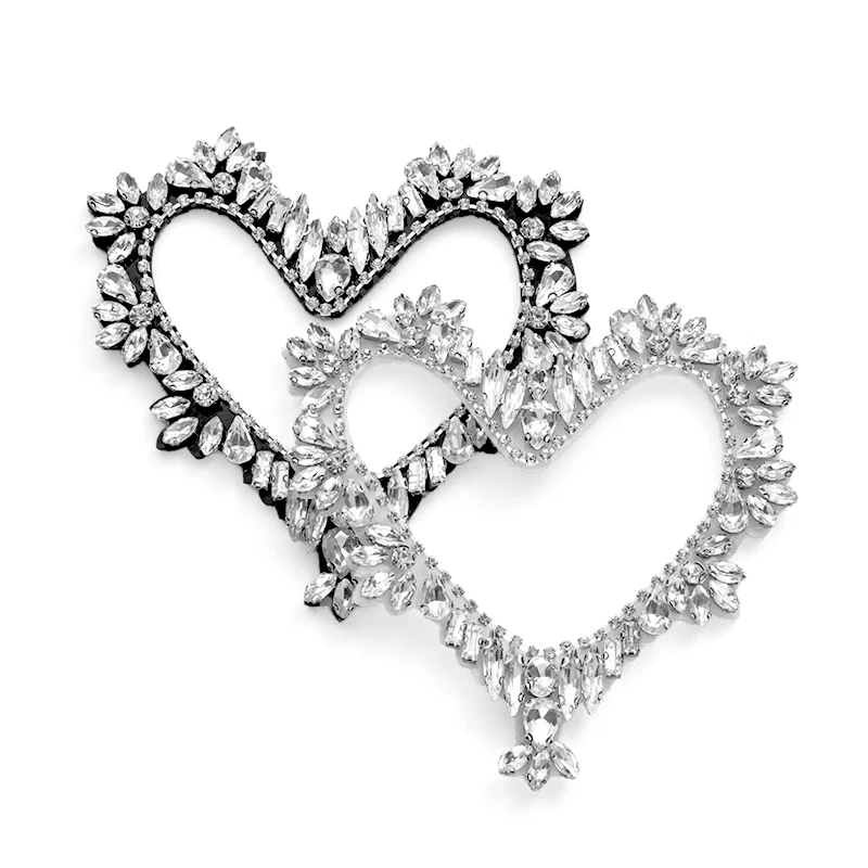 

DUCrystal 1pcs rhinestone Heart Patch Glue-on/sewing Crystal Clothes Patches For DIY Bags, shoes, Coat Accessories