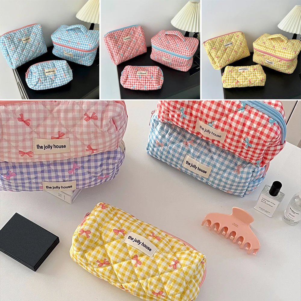 Floral Patterned Medium-sized Cosmetic Bag For Skincare Products Portable Travel Organizer Makeup Bag Small items storage bag