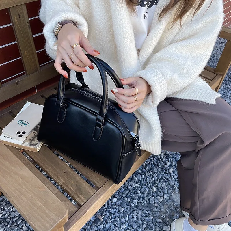 Large-capacity Women Bag Commuter Shoulder Crossbody Bag New Ladies Handbag Korean Fashion Senior Tote Handbag PU Messenger Bag