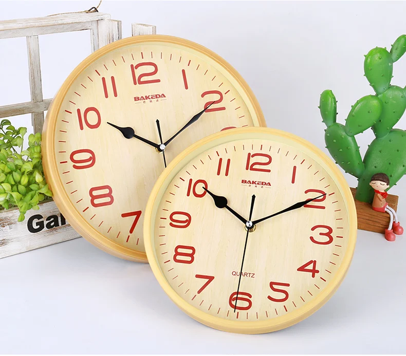 Orologio da parete rotondo creativo orologio da parete semplice e moderno orologio al quarzo elettronico muto della famiglia