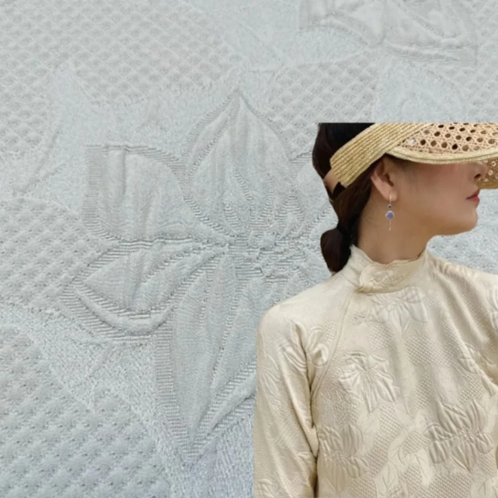 

Jacquard Brocade Fabric Pure White Three-dimensional Dark Pattern Dress Trench Coat Fabrics Brand Fashion Design Wholesale Cloth