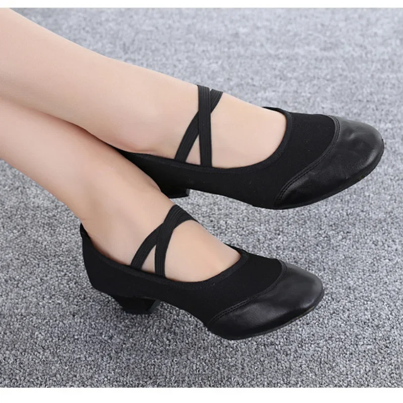 XIHAHA New Teacher Dance Shoes Canvas Leather Ballet Shoes Square Low Heel Dancing Shoe Girls Women's Shoes Teaching Practice