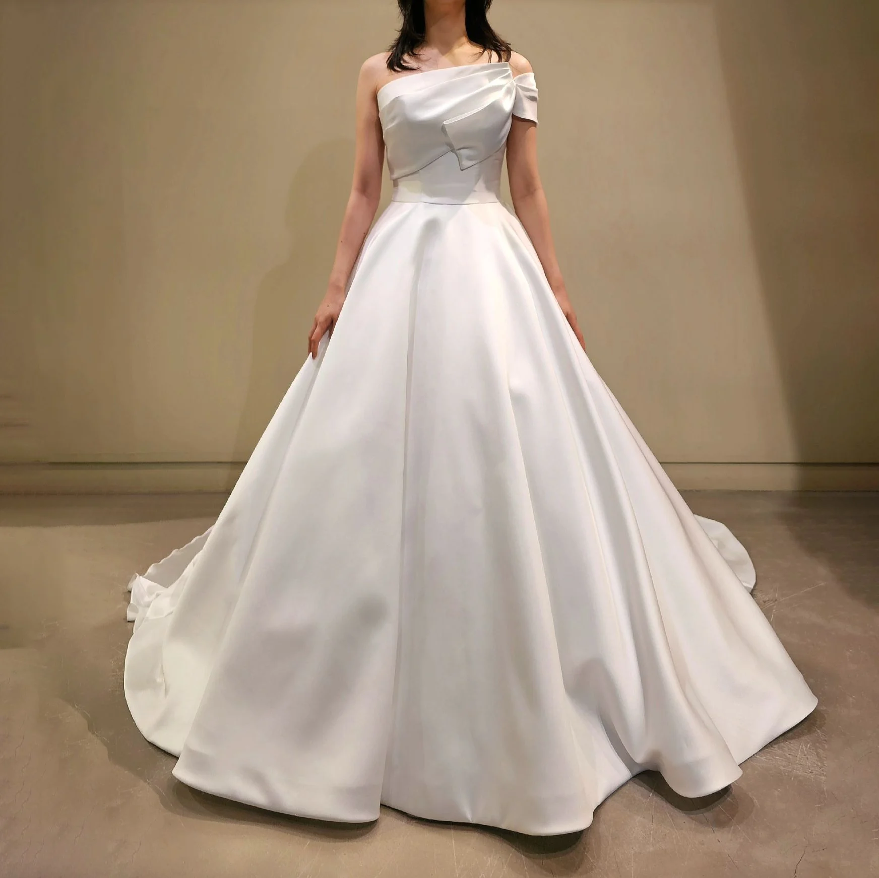 

OEING Strapless Korea Garden Evening Wedding Dresses Pleat Sleeveless Formal 프롬드레스 Floor Length Elegant Prom Gown Party Women