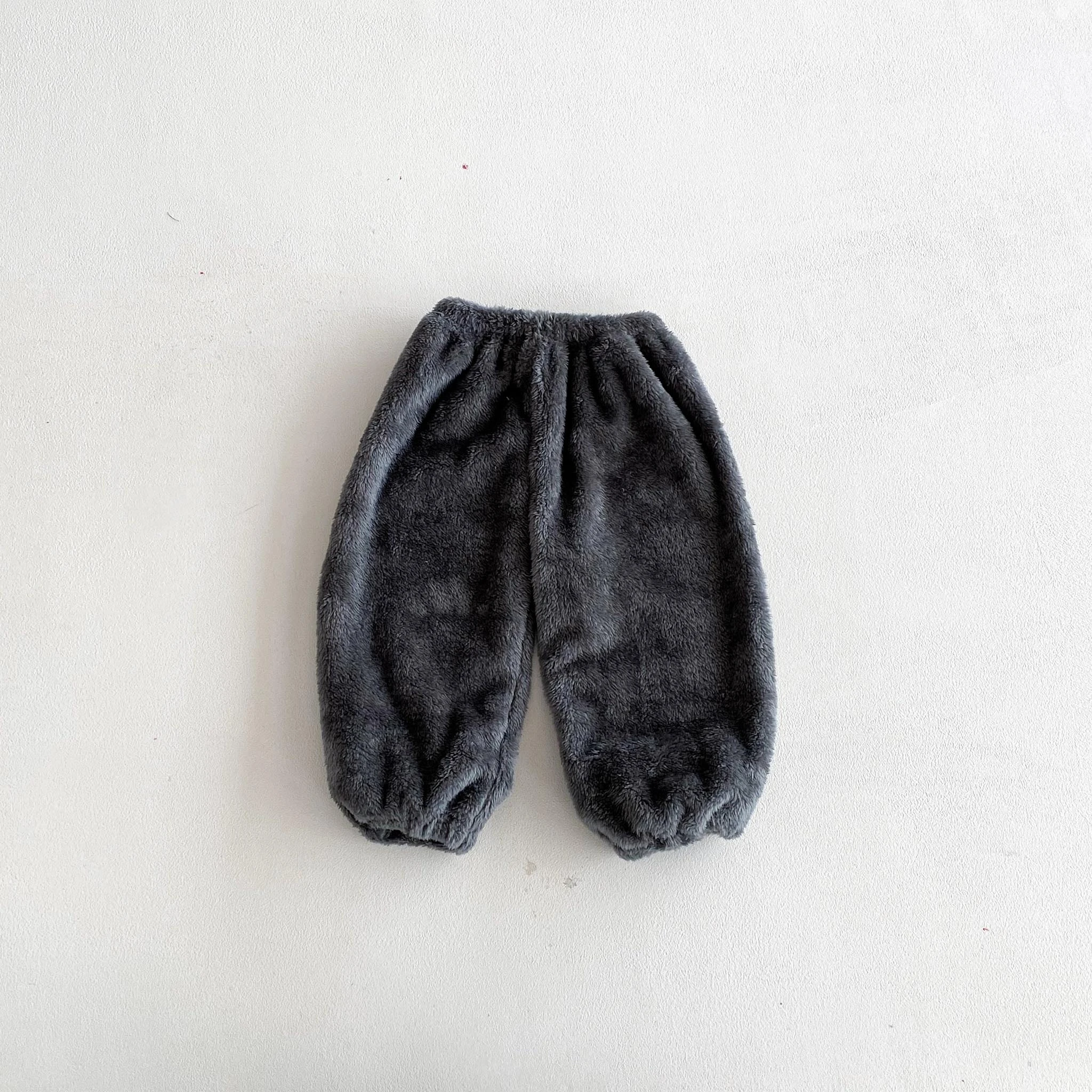 Small Kid Solid Color Fleece Pants Children Loose Jogger Trousers Baby Fashion Simple Pants Children Soft Winter Pants Wear Tops