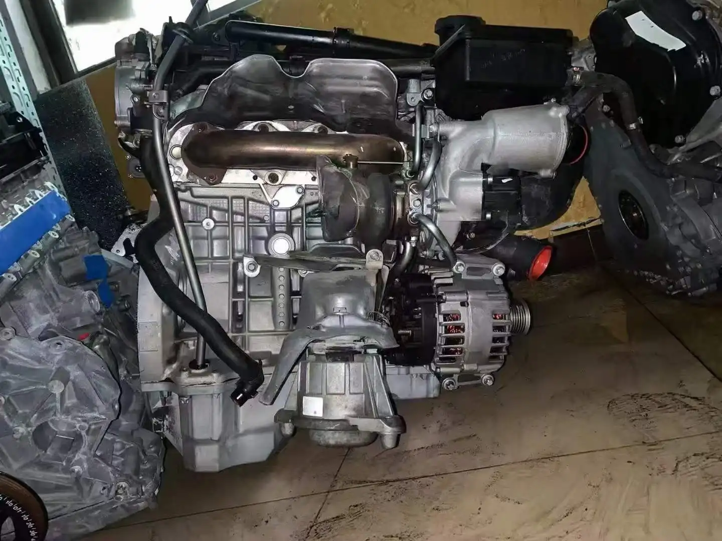 

C 180 BlueEfficiency Лимузинный двигатель, модель M271820