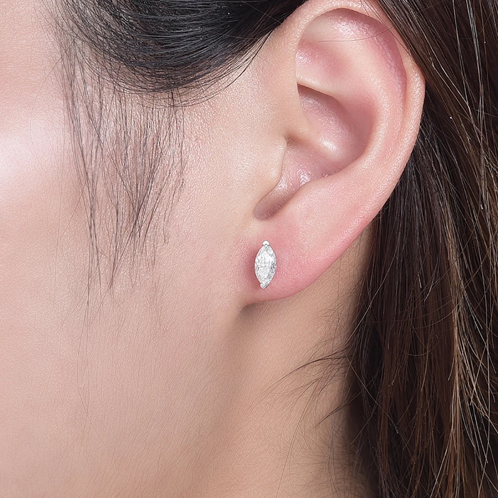 TEMGF Marquise Cut Moissanite Studs Earrings Simple 925 Pure Silver Earrings for Women Girl Daily Commuting Wearing Fine Jewelry
