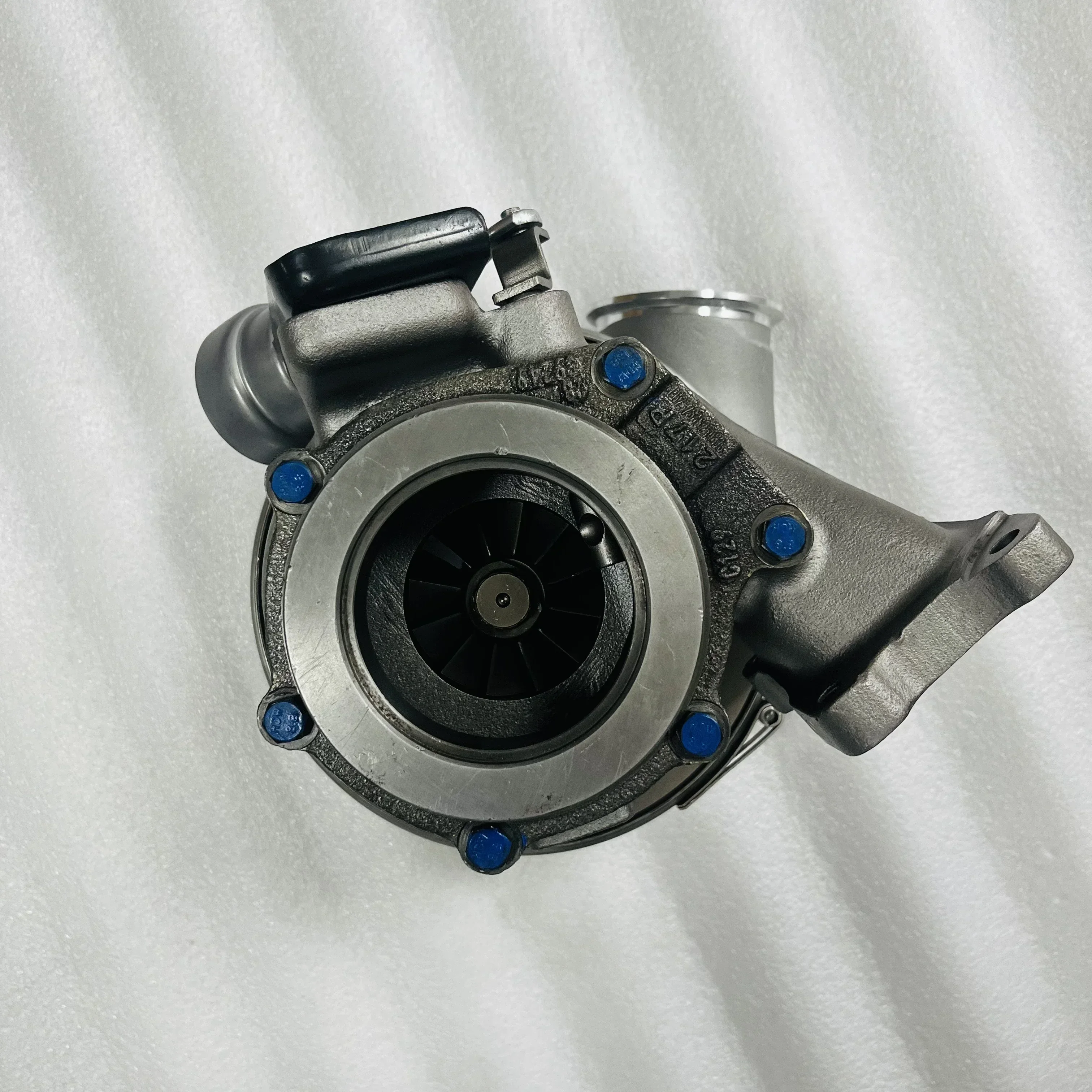 

for Genuine wholesale HE500WG turbocharger supercharger 5457188 5457194 5457193 for big horserpower equipment use