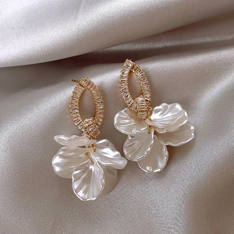 Korean New Fashion Jewelry 14K Gold plated Zircon Acrylic Shell Petal Pendant Earrings Sweet Women's Summer Party Accessories
