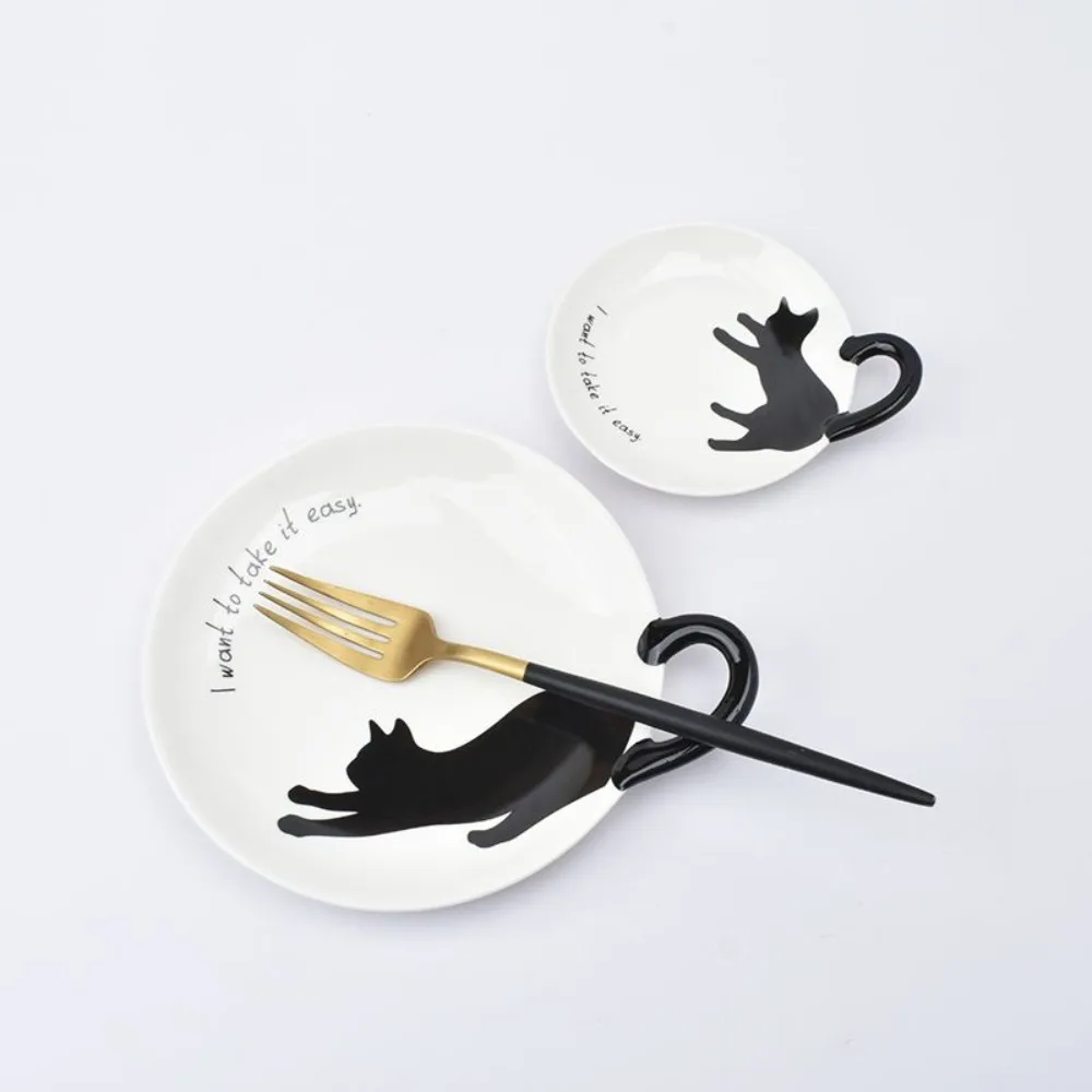 

Cute Cake Plate Ceramic Dessert Plate Breakfast Inventory Fruit Plate Dessert Tray with Handle Kitchenware Birthday Gift