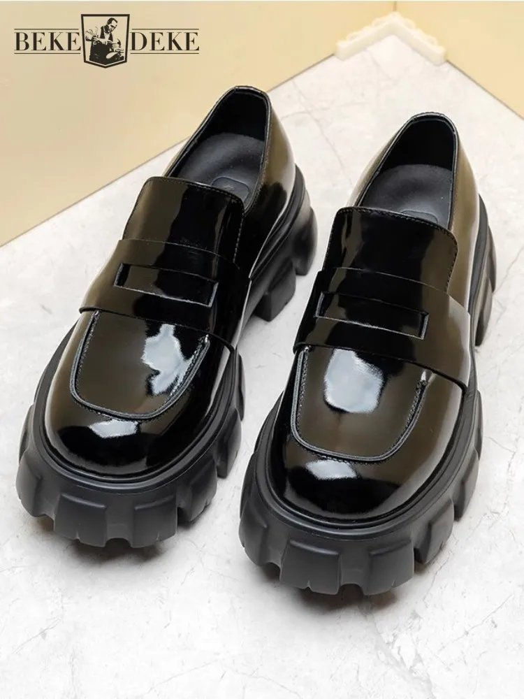 Vintage Designer Patent Leather Derby Shoes Men Business Casual Slip-On Platform Loafers Office Mens Genuine Leather Dress Shoes