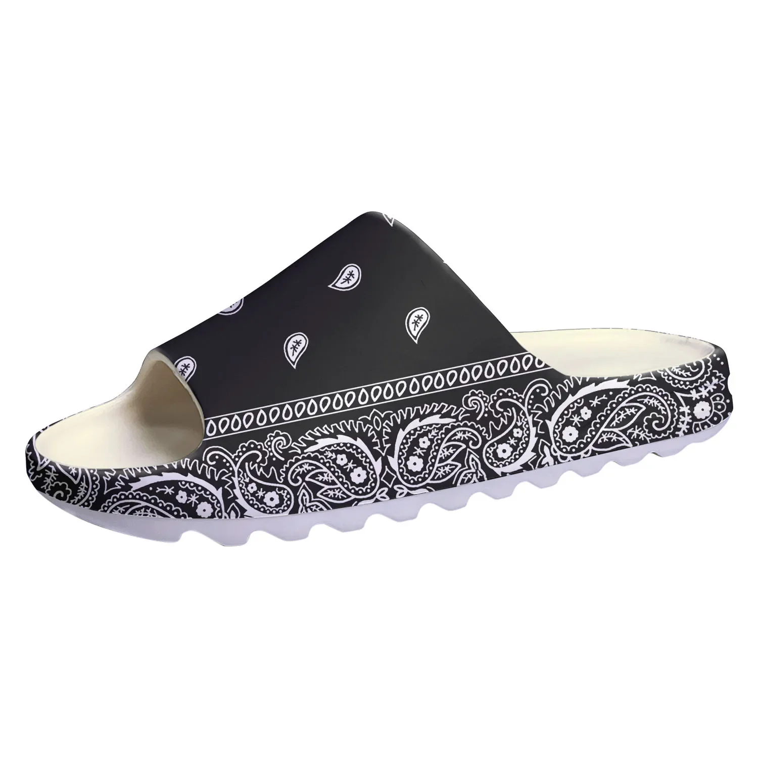 

Bandana Paisley Soft Sole Sllipers Home Clogs Black White Blue Step On Water Shoes Mens Womens Teenager Step in Custom Sandals