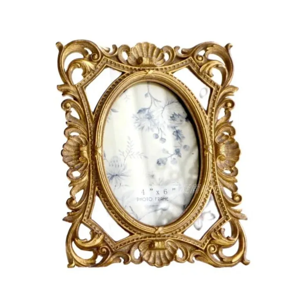 Gold European court resin photo frame, American retro distressed foreign trade table, glass hanging photo wall