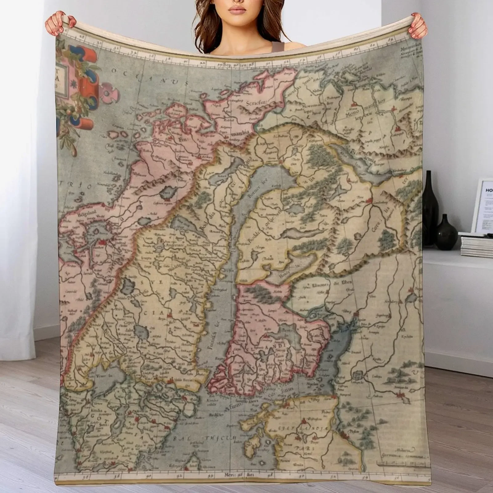 Old Scandinavia Map (1623) Vintage Norway and Sweden Atlas Throw Blanket Compact Warm Blanket for Car Road Trip