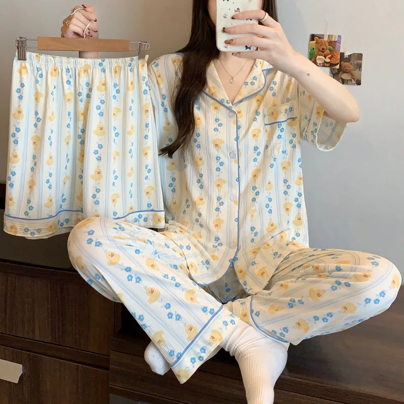 

Summer New Women's Short Sleeved Pajama Home Clothes Set with Floral Loose Short Sleeved Pants Home Clothes Three Piece Set