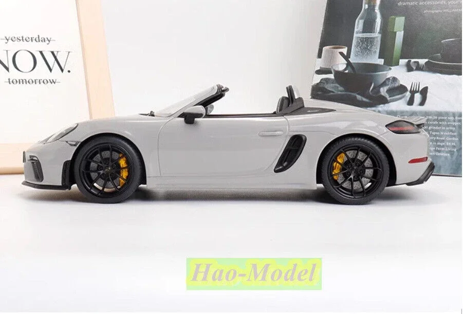 GT Spirit 1:18 For Porsche 718 SPYDER Boxster Resin Diecast Model Car Boys Birthday Gifts Hobby Display Collection Ornaments